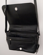 Load image into Gallery viewer, Grains & Tan Classic Flap-over Handbag with Full Zip Back Pocket kh3