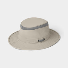 Load image into Gallery viewer, Tilley Airflo® Medium Brim LTM5
