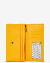 Load image into Gallery viewer, Y1030 Leather Highland Cow Purse