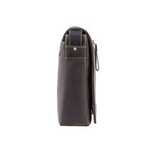 Load image into Gallery viewer, Visconti Foster - 13" Leather Laptop Case