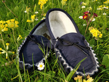Load image into Gallery viewer, Navy mens wool slippers