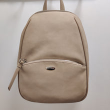 Load image into Gallery viewer, David Jones  CM5604A PU Backpack
