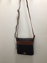 Load image into Gallery viewer, Nova 8718 Leather Handbag
