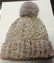 Load image into Gallery viewer, Ladies Knitted Bobble Hat With Pom Pom
