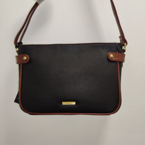 Vintage 844 Leather Shoulder Bag