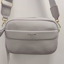 Load image into Gallery viewer, David Jones CM7397 Handbag
