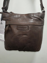 Load image into Gallery viewer, Rowallan Dupre Leather Zip Top Bag
