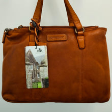 Load image into Gallery viewer, Rowallan Batisse Leather Shopper Bag
