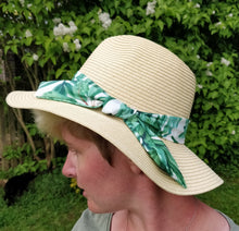 Load image into Gallery viewer, Ladies Crushable Fedora

