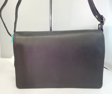 Load image into Gallery viewer, Classic 0501E  Leather Handbag
