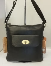 Load image into Gallery viewer, Ashwood Malvern  M60 Handbag
