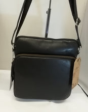 Load image into Gallery viewer, Ashwood Soho M-52 Body Bag

