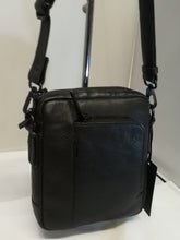 Load image into Gallery viewer, Gianni Conti 1812282 Leather  Shoulder Bag
