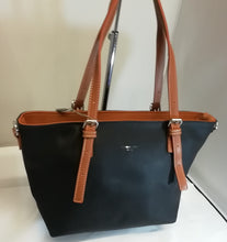 Load image into Gallery viewer, David Jones 6201-1 PU Handbag
