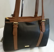 Load image into Gallery viewer, Vintage Leathers 816C Handbag
