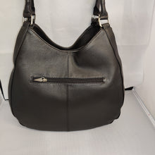 Load image into Gallery viewer, Vintage Leather 875 Handbag

