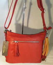 Load image into Gallery viewer, The Trend 4350604 Leather Bag
