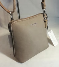 Load image into Gallery viewer, David Jones 6101-5 PU Handbag
