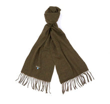 Load image into Gallery viewer, Barbour Plain Lambswool Scarf
