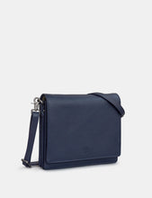 Load image into Gallery viewer, Stanton Triple Gusset Flap Over Bag
