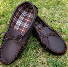 Load image into Gallery viewer, Mens Leather Moccasin Slippers With Cotton Lining
