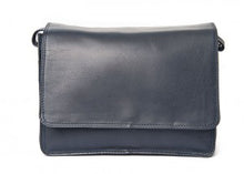 Load image into Gallery viewer, Classic 0768E Leather Shoulder Bag.
