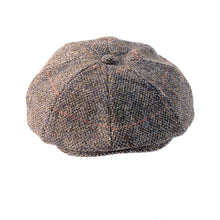 Load image into Gallery viewer, Harris Tweed 8 Piece Aran Cap
