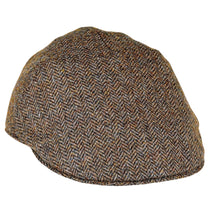 Load image into Gallery viewer, Duck Bill Tweed Cap
